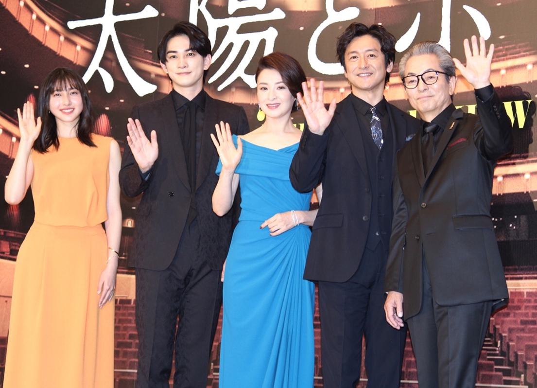 檀れい 水谷豊監督の撮影現場を語る 朝の儀式 に 大きなエネルギーを頂いた Ovo オーヴォ