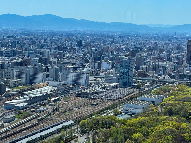 大阪｢ヒガシ｣の拠点として開発が進む大阪城東部地区。右手前に見えるのが大阪城公園